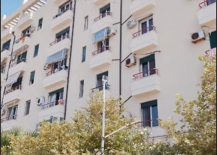 Artmelin Apartment