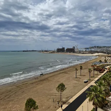 Artmelin Apartment *